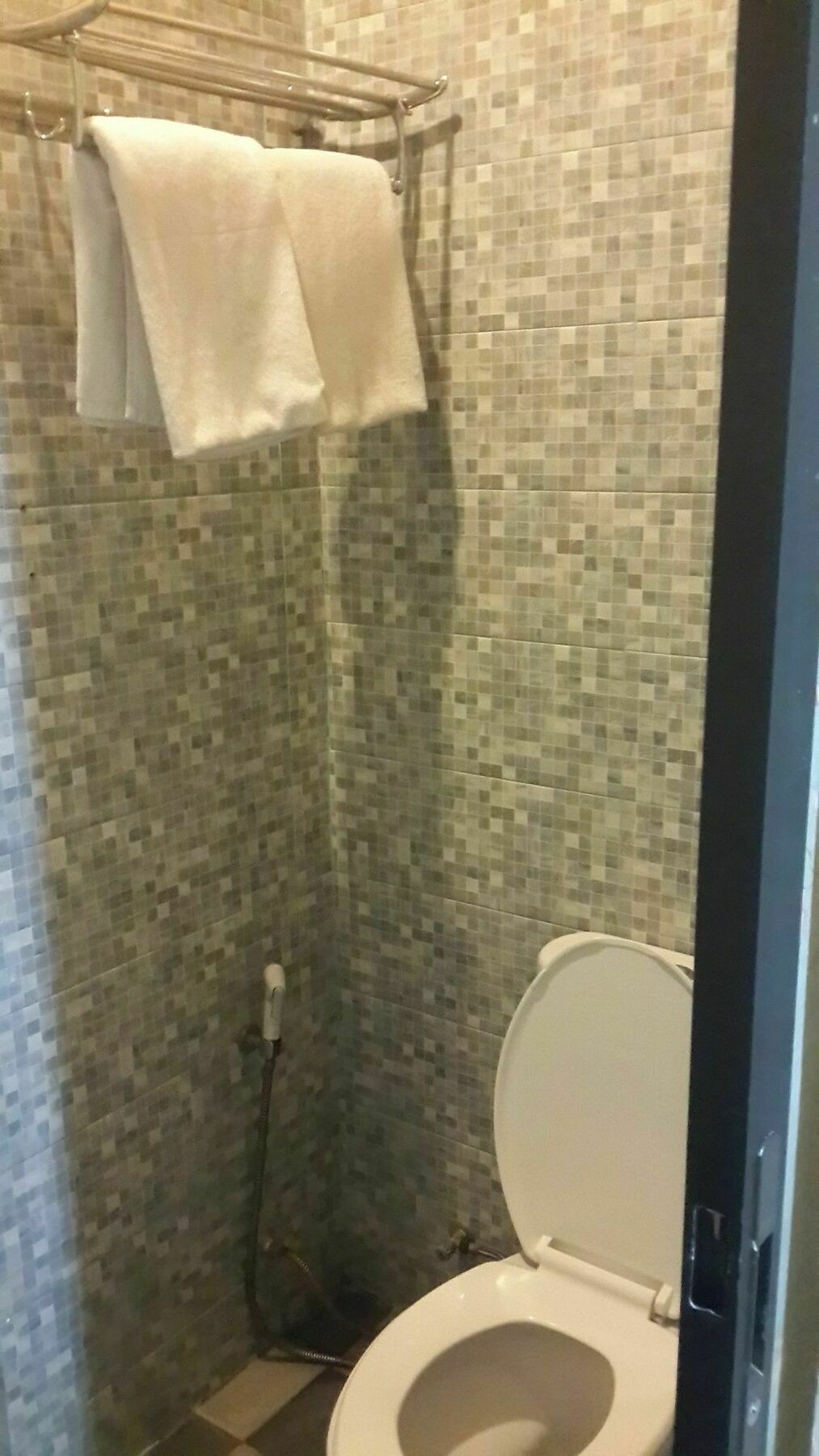 California Hotel Джакарта Екстериор снимка